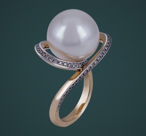 Кольцо с жемчугом к-110653жб: белый морской жемчуг, золото 585°